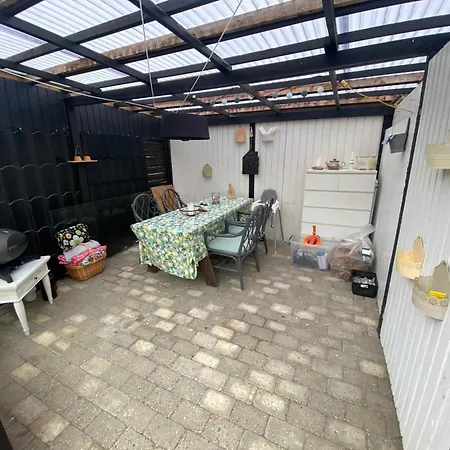 Bright Close To The Sea Yderby