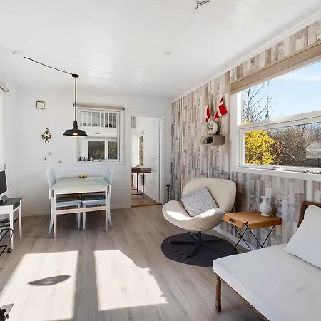 Bright Close To The Sea *