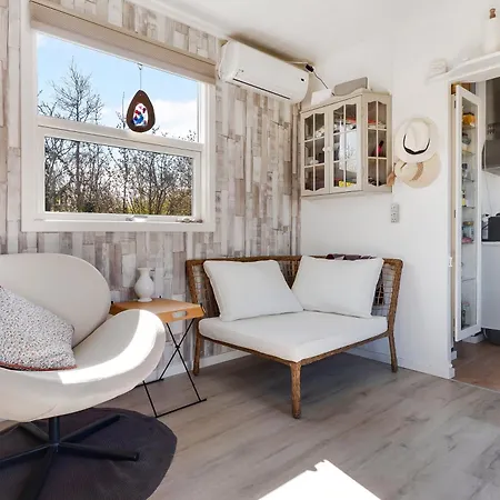 Bright Close To The Sea Semesterbostad Yderby
