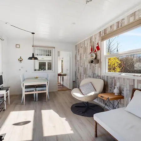 Bright Close To The Sea Semesterbostad *