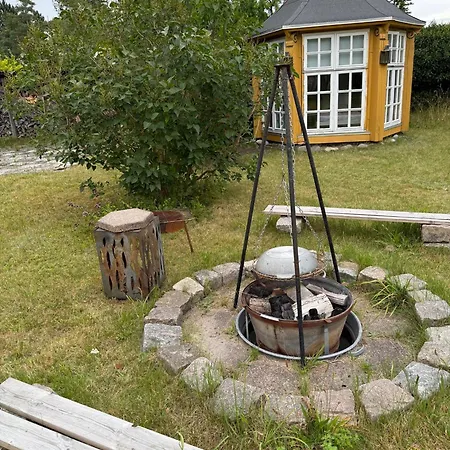 Semesterbostad Bright Close To The Sea *